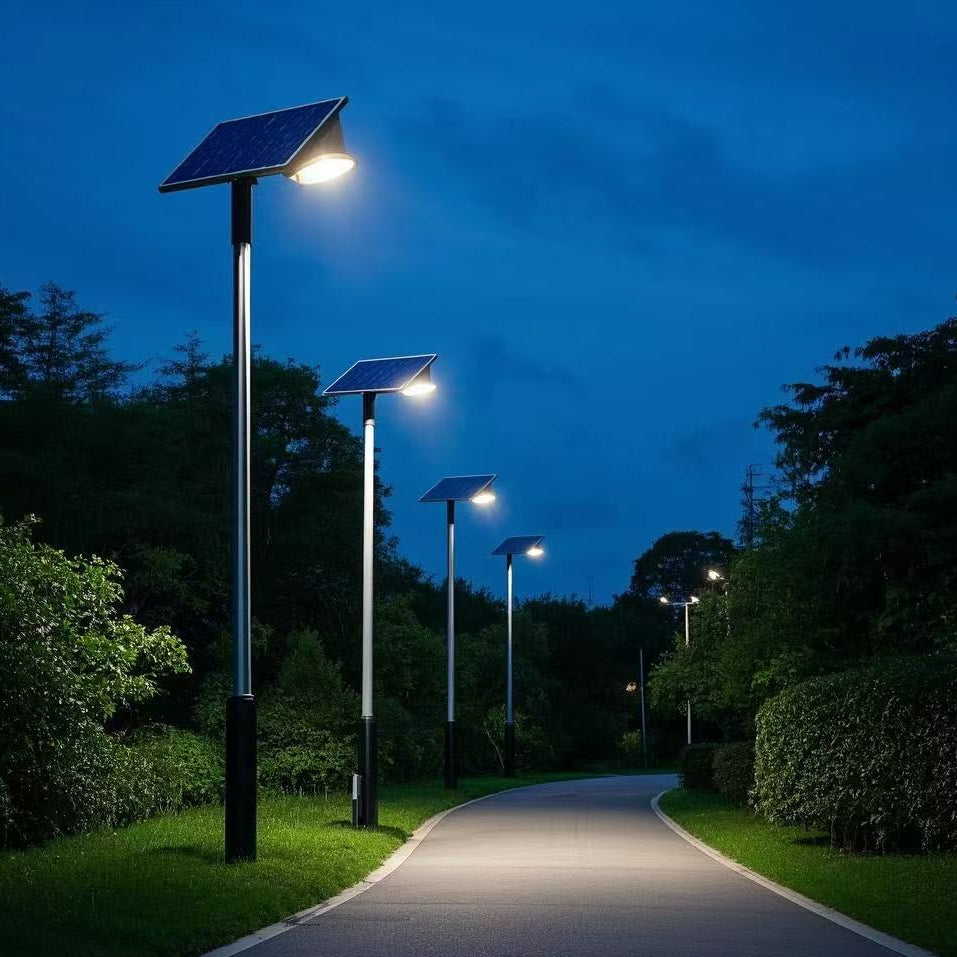 Solar lights, light up green life